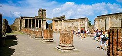 Pompeii and Herculaneum day trip from Rome