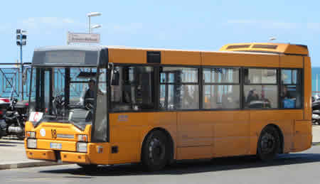 Autobus público de Civitavecchia<br /> 
    Between Station & Largo della Pace