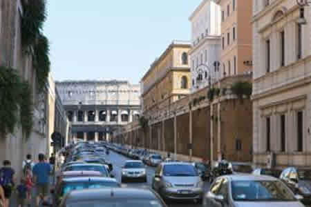Calles tipicas alrededor del Coliseo Romano