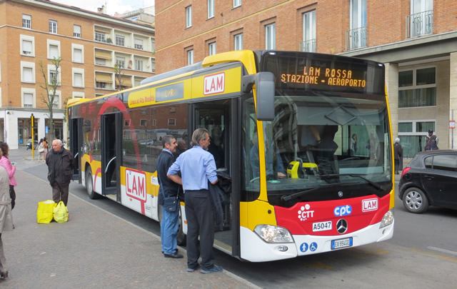 Pisa public bus