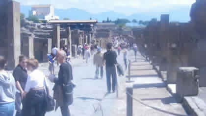 Turistas en Pompeya
