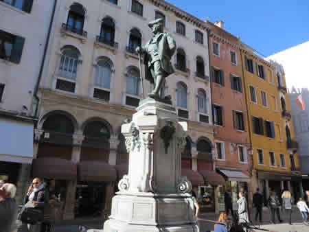 Campo San Bartolomeo