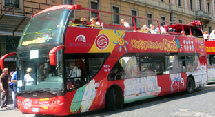 Hop-on, hop-off bus stopping at Capitoline Museums, Rome