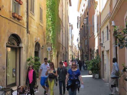 Via Dei Coronari Roma