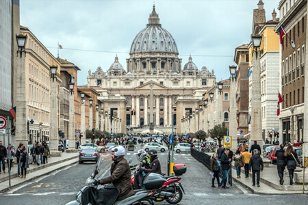 stay near Vatican Rome