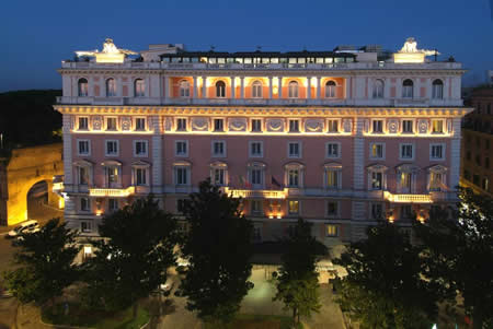 Luxury hotels near Veneto and Villa Borghese - Rome Marriott Grand Hotel Flora